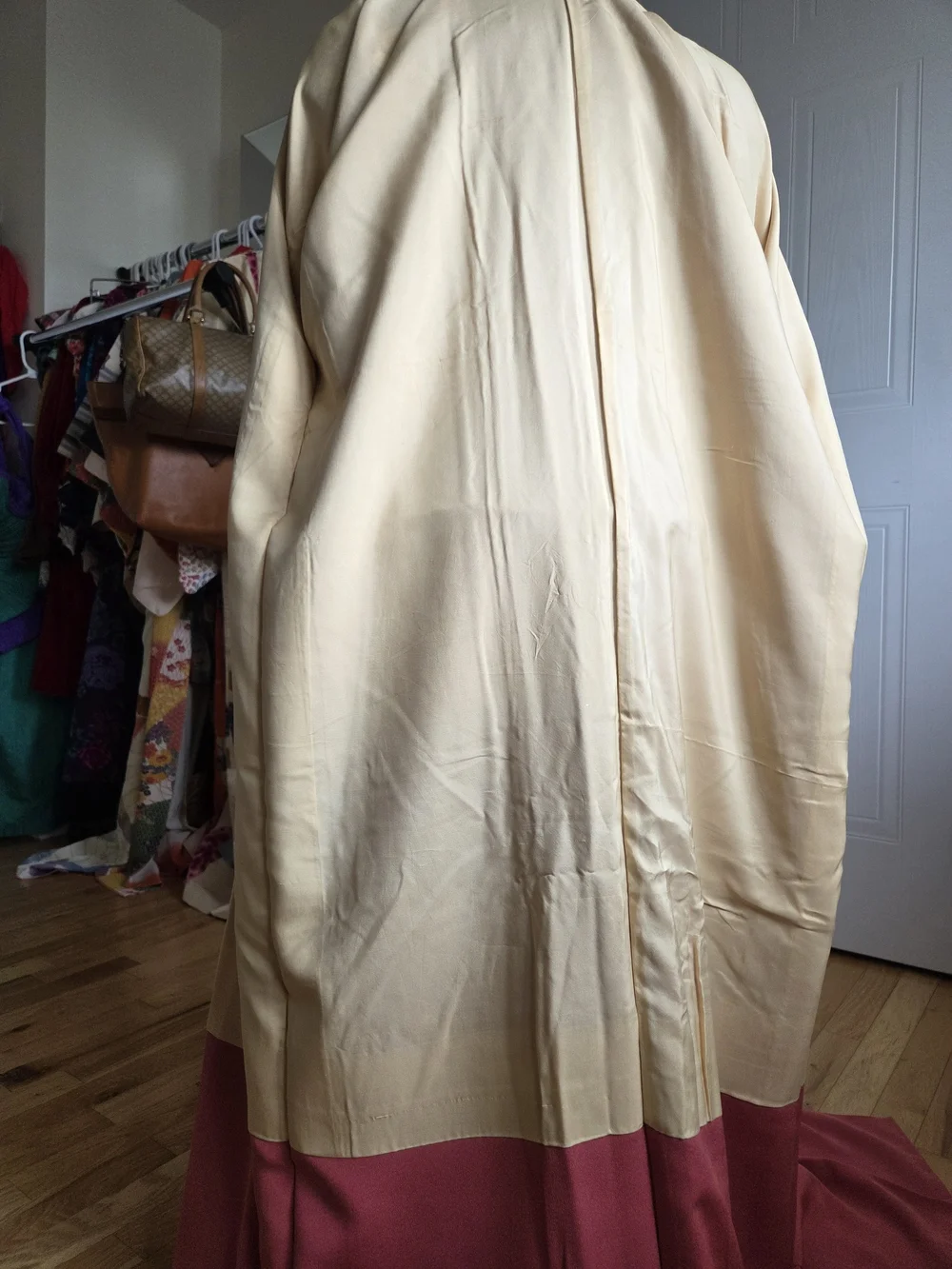 Vintage Silk Houmongi Kimono – Plum Blossom Motif - Picture 7 of 7